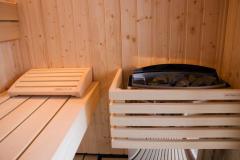 sauna-and-jacuzzi-room-on-the-terrace-15
